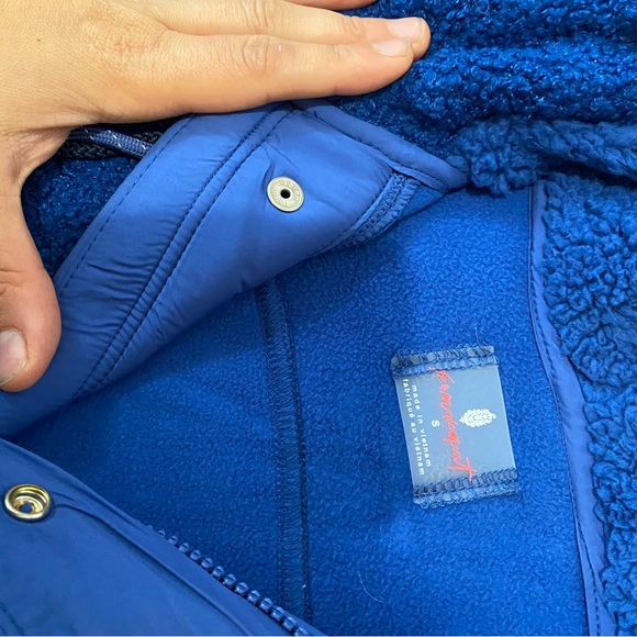 Free People - Fuzzy Was She Fleece Pullover - Picture 4 of 5